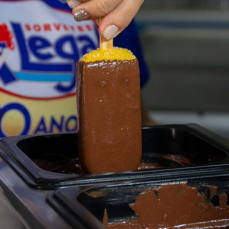 Picolé na calda quente